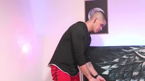 Snapshot of david_stark_1 chatting on January 3, 1:36 pm -- David Stark -- online show from January 3, 1:36 pm