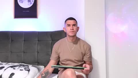 Snapshot of david_stark_1 chatting on January 7, 2:19 pm -- David Stark -- online show from January 7, 2:19 pm