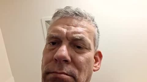 Snapshot of david_stone1969 chatting on October 23, 2:33 am david_stone1969 online show from October 23, 2:33 am