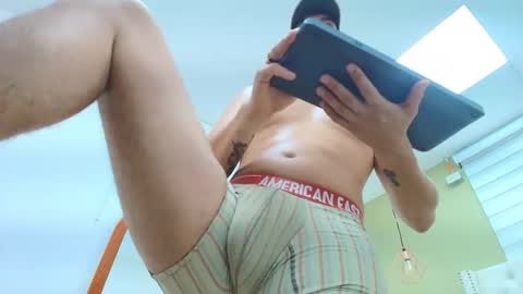 david_victoriaa online show from November 29, 1:25 pm