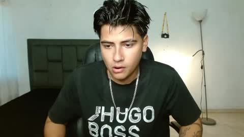 Snapshot of davidbless chatting on June 7, 9:40 pm David Bless online show from June 7, 9:40 pm