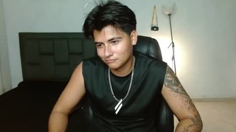 Snapshot of davidbless chatting on June 11, 1:05 am David Bless online show from June 11, 1:05 am
