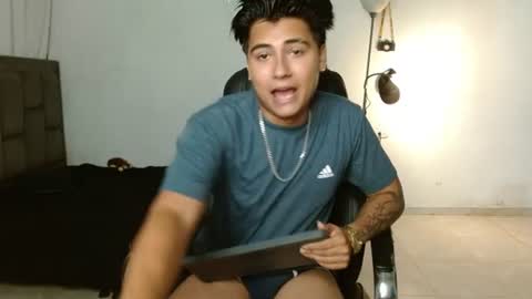 Snapshot of davidbless chatting on July 4, 11:11 pm David Bless online show from July 4, 11:11 pm