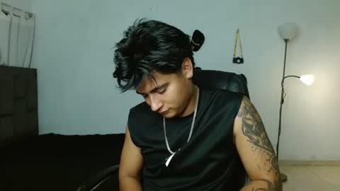 Snapshot of davidbless chatting on July 7, 2:36 am David Bless online show from July 7, 2:36 am