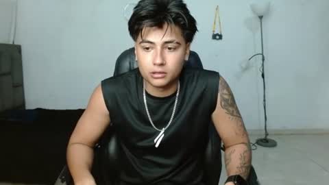 Snapshot of davidbless chatting on July 16, 12:27 am David Bless online show from July 16, 12:27 am