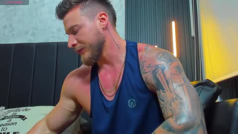 David Blakee online show from December 6, 6:37 am