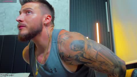 David Blakee online show from December 17, 4:56 am