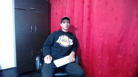 Snapshot of davidkaloc chatting on October 24, 2:52 am David online show from October 24, 2:52 am