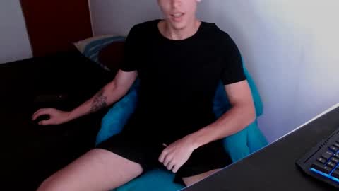 davidsalazar33 online show from March 5, 2:46 am