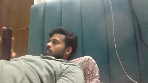 Snapshot of davidvishu975 chatting on June 23, 7:23 pm Dude97 online show from June 23, 7:23 pm