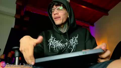 daviid_huge online show from June 28, 4:29 am