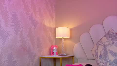 Valentina Gomez online show from November 20, 11:32 am