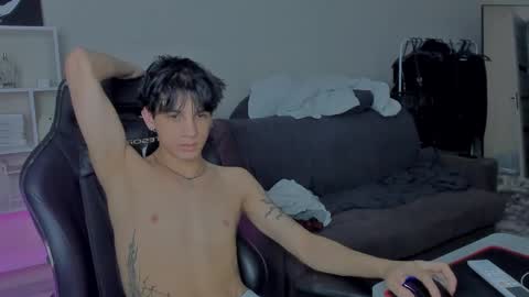 davis online show from December 1, 10:53 pm