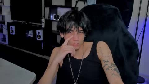 davis online show from March 17, 8:45 pm