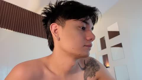 davoxer online show from April 18, 4:05 am