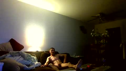 Snapshot of davpokeash chatting on February 16, 11:59 am davpokeash online show from February 16, 11:59 am