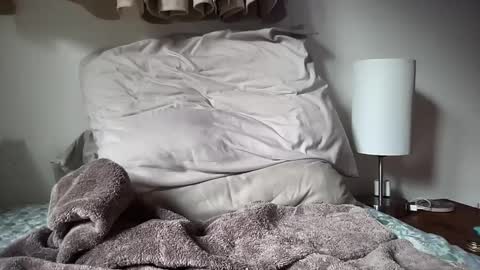 Snapshot of dawg_888 chatting on February 14, 1:51 pm dawg_888 online show from February 14, 1:51 pm