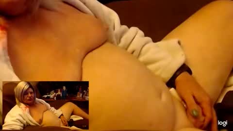 dawndoesall online show from November 11, 11:05 pm