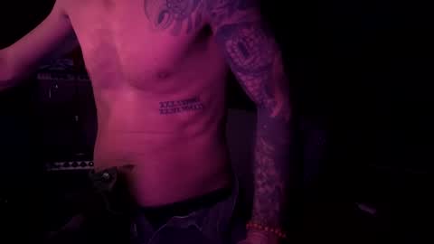 Snapshot of day__tripper chatting on October 6, 7:39 am day tripper online show from October 6, 7:39 am