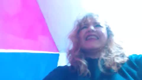 dayana online show from April 1, 6:14 am