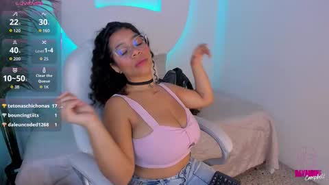 Snapshot of dayanne_campbelll chatting on October 15, 9:04 pm Dayanne online show from October 15, 9:04 pm