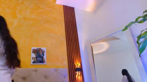 dayis_miller online show from January 18, 9:07 pm