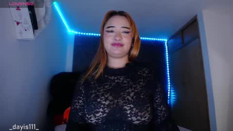 Snapshot of dayis_sweet chatting on November 10, 2:43 am Dayis online show from November 10, 2:43 am