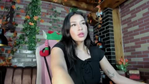Snapshot of dayra_angels chatting on December 9, 12:34 am DAYRA ANGELS online show from December 9, 12:34 am