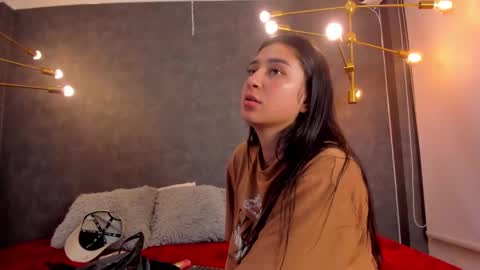 Snapshot of dayra_angels chatting on October 7, 8:39 pm DAYRA ANGELS online show from October 7, 8:39 pm