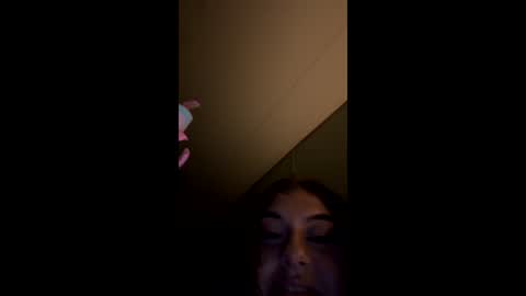 dazzlingkitten online show from June 3, 7:44 am