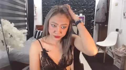 stephaniechim online show from March 12, 1:34 am