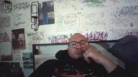 dbeamon92 online show from April 22, 1:01 pm