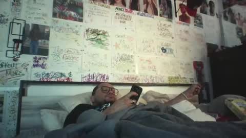 dbeamon92 online show from June 9, 1:39 am