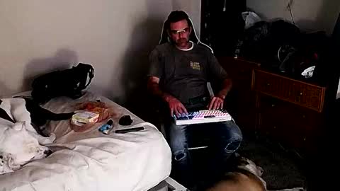 dbfroge online show from November 25, 8:58 am