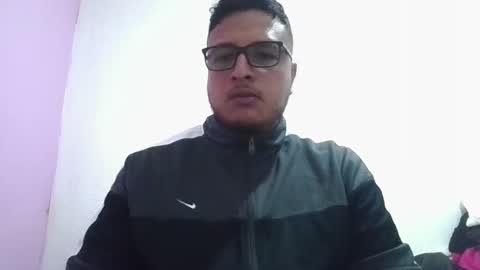 dc333777 online show from March 7, 2:08 am