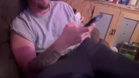 Snapshot of dcwells1992 chatting on October 16, 5:19 am dcwells1992 online show from October 16, 5:19 am