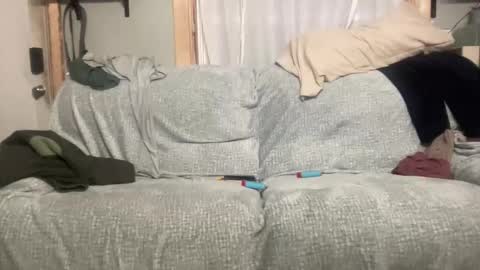 Snapshot of dcwells1992 chatting on January 13, 4:18 am dcwells1992 online show from January 13, 4:18 am