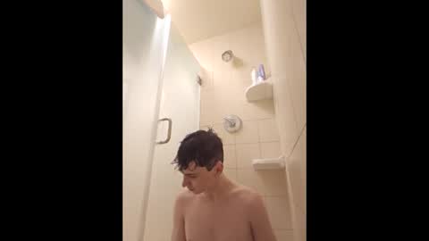 Snapshot of ddawgtylol chatting on March 16, 11:03 am dxdawgty online show from March 16, 11:03 am