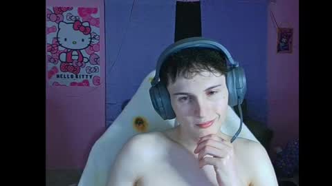 Snapshot of ddawgtylol chatting on March 21, 10:53 am dxdawgty online show from March 21, 10:53 am