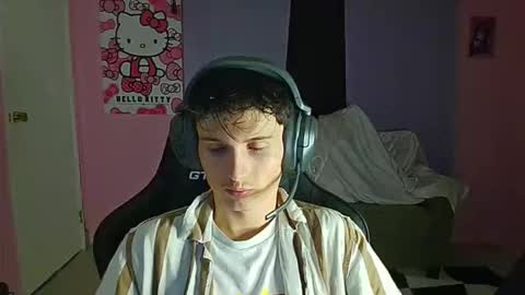 Snapshot of ddawgtylol chatting on April 4, 4:33 am dxdawgty online show from April 4, 4:33 am