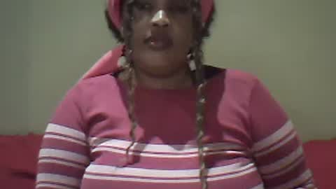 Snapshot of ddboobsnipples chatting on June 25, 5:50 pm ddboobsnipples online show from June 25, 5:50 pm