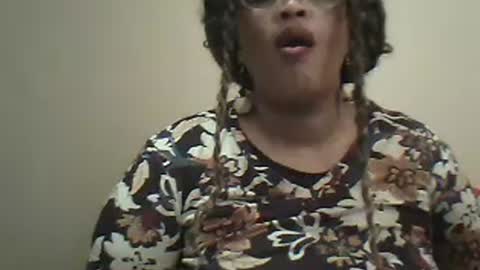 Snapshot of ddboobsnipples chatting on June 27, 11:04 am ddboobsnipples online show from June 27, 11:04 am