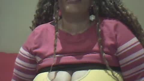 Snapshot of ddboobsnipples chatting on July 22, 6:32 pm ddboobsnipples online show from July 22, 6:32 pm