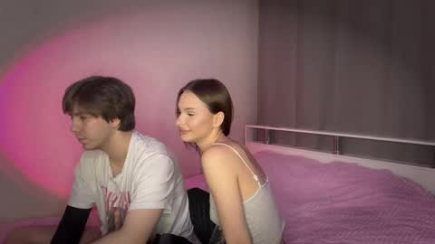 qrovers online show from March 7, 9:45 pm