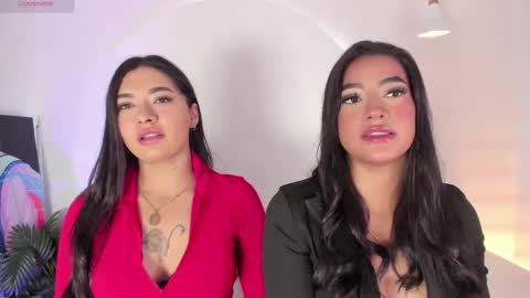 Snapshot of dea_athenea chatting on October 6, 1:52 pm dea_athenea online show from October 6, 1:52 pm