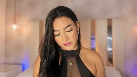 Snapshot of dea_athenea chatting on November 4, 8:08 pm dea_athenea online show from November 4, 8:08 pm