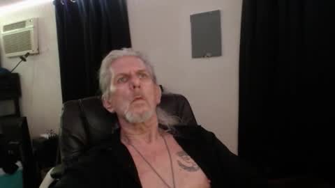 deaconoddeye online show from December 14, 7:58 am