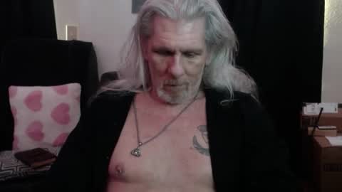 deaconoddeye online show from December 14, 8:02 pm