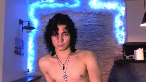 dean_raven online show from March 7, 4:09 am