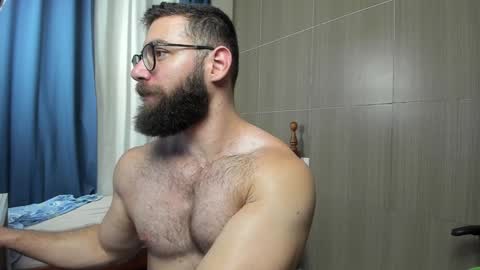 Snapshot of deanlek chatting on February 5, 9:29 pm Dean online show from February 5, 9:29 pm